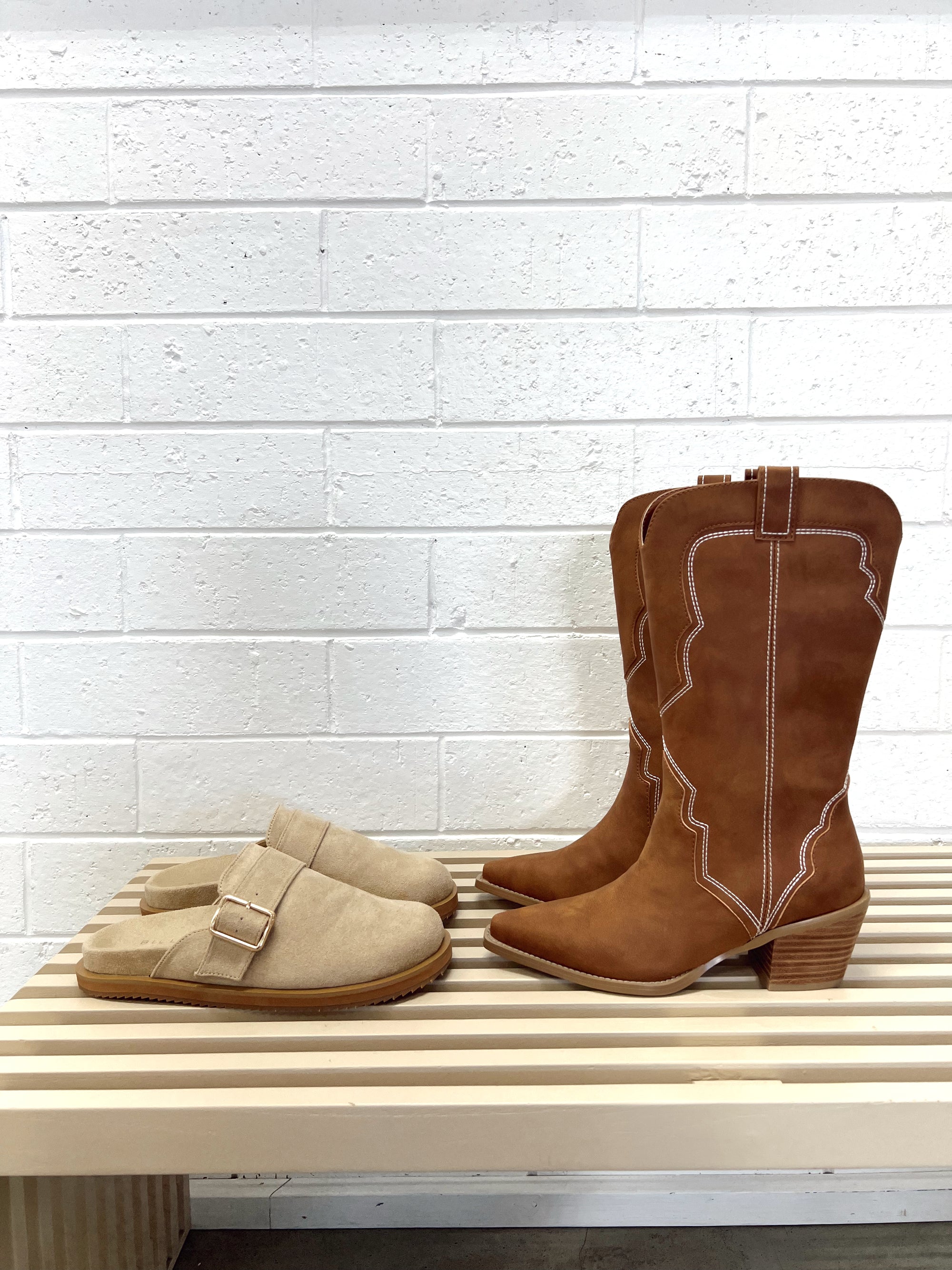DARIEL BOOTS
