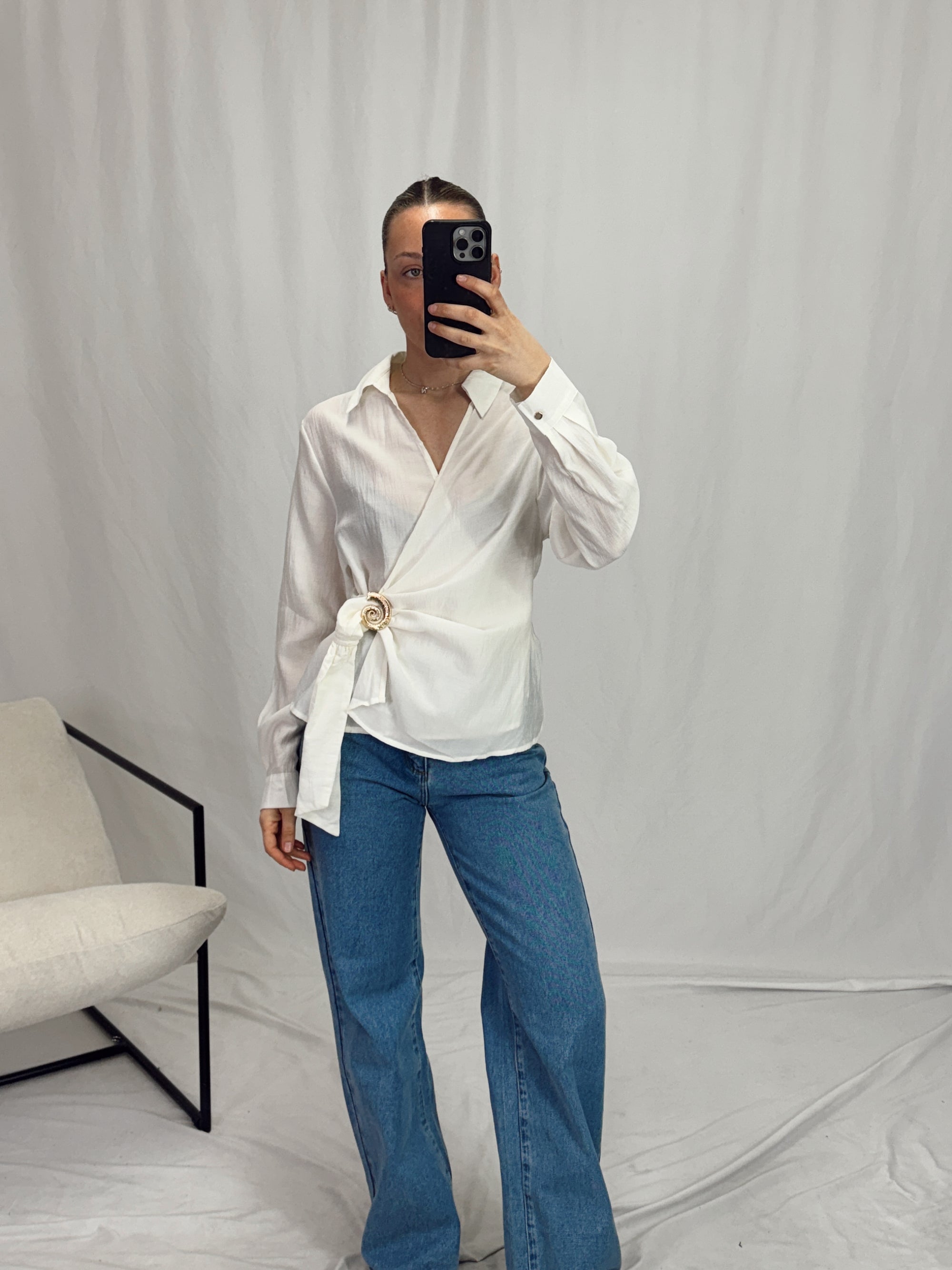 NUSA SHELL TIE TOP