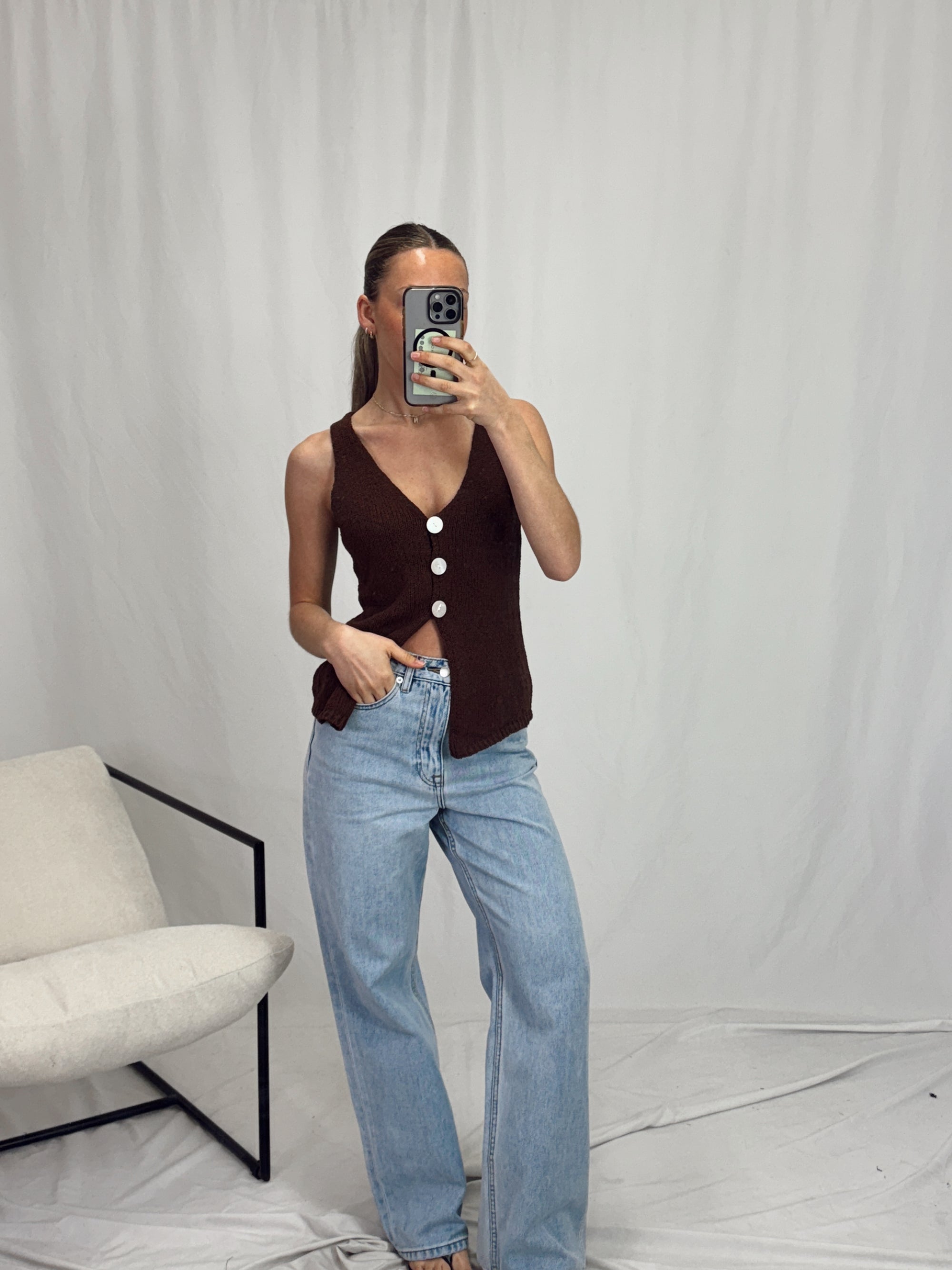 NIC KNITTED VEST