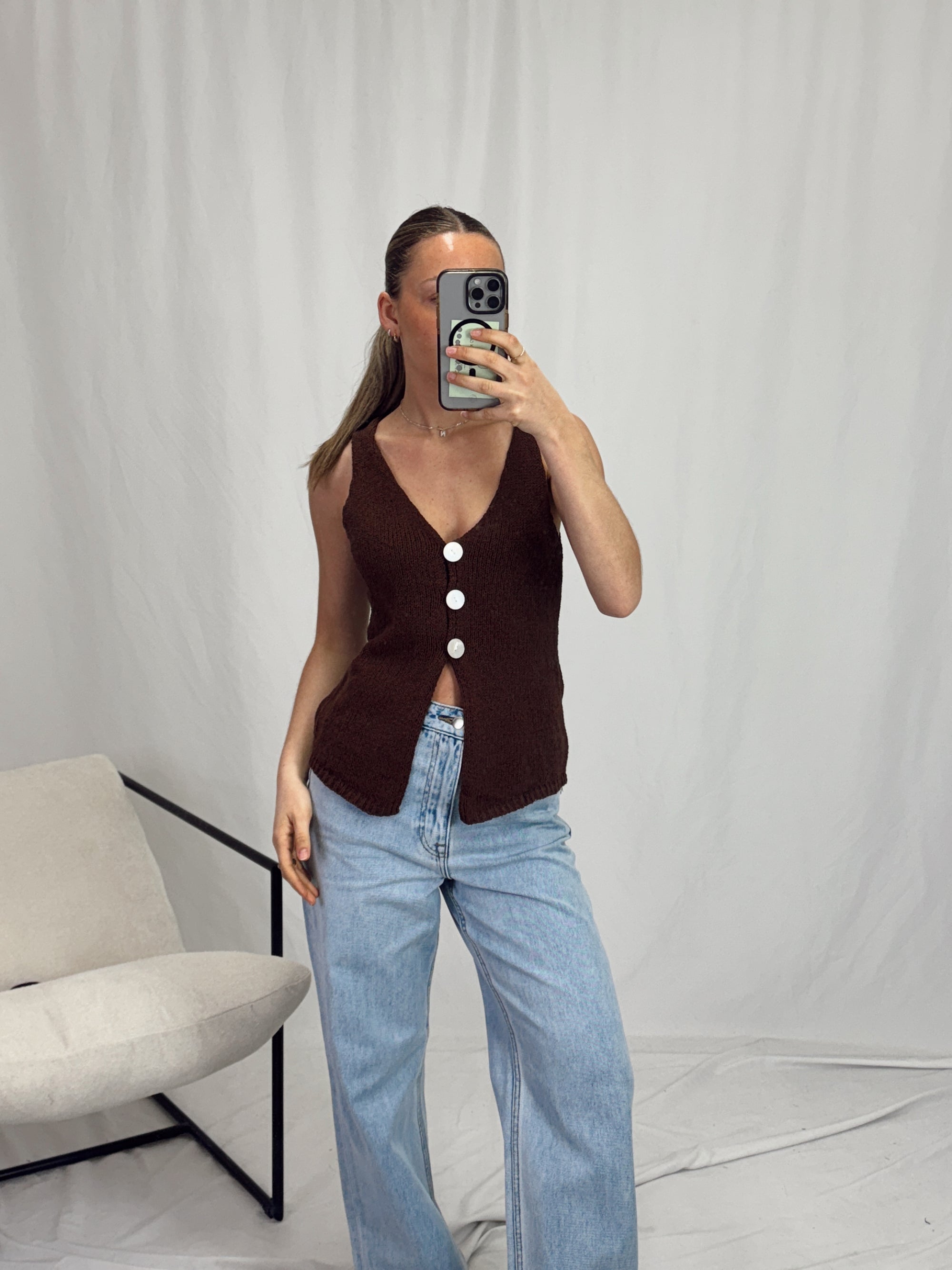 NIC KNITTED VEST