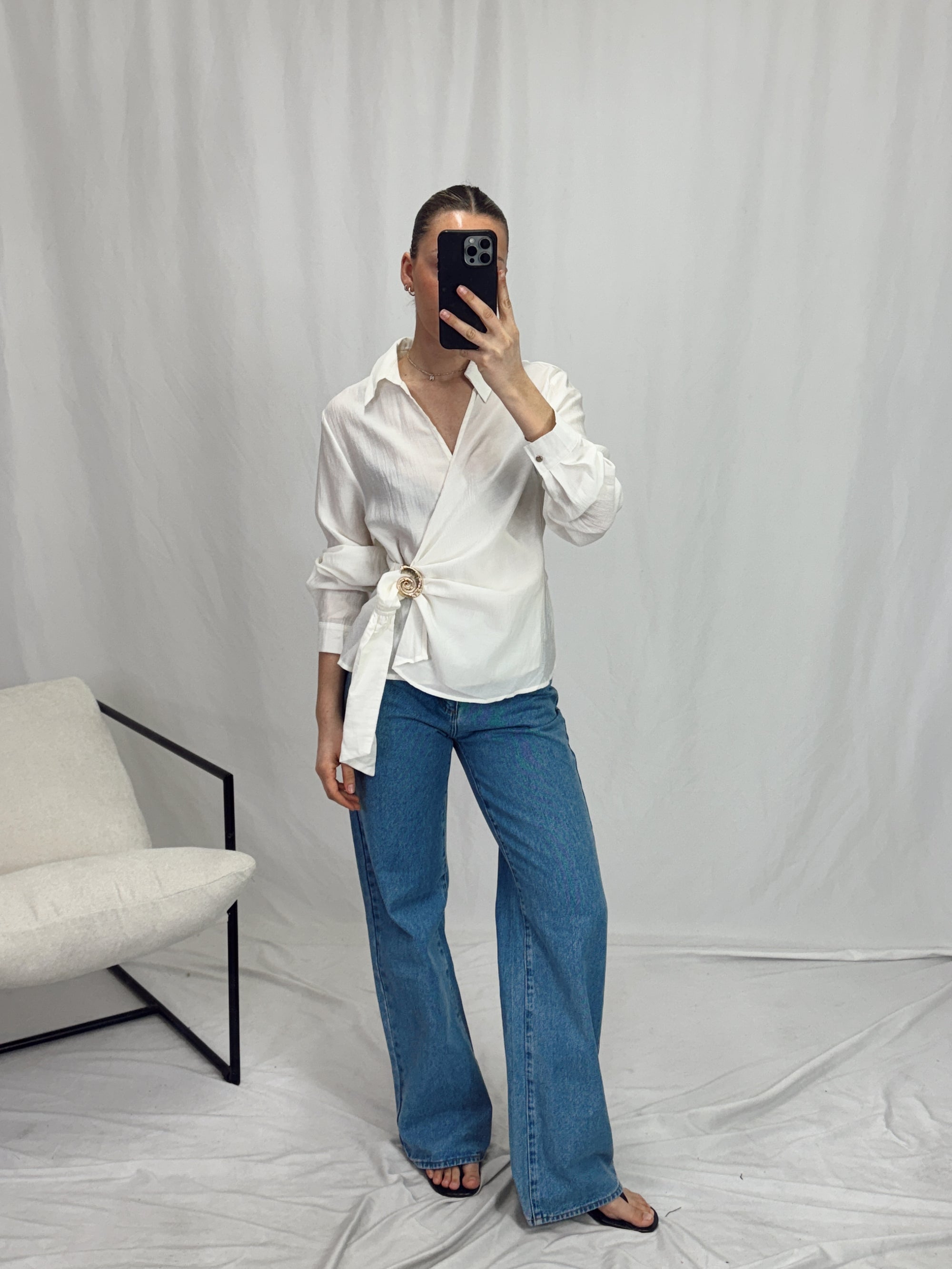 NUSA SHELL TIE TOP