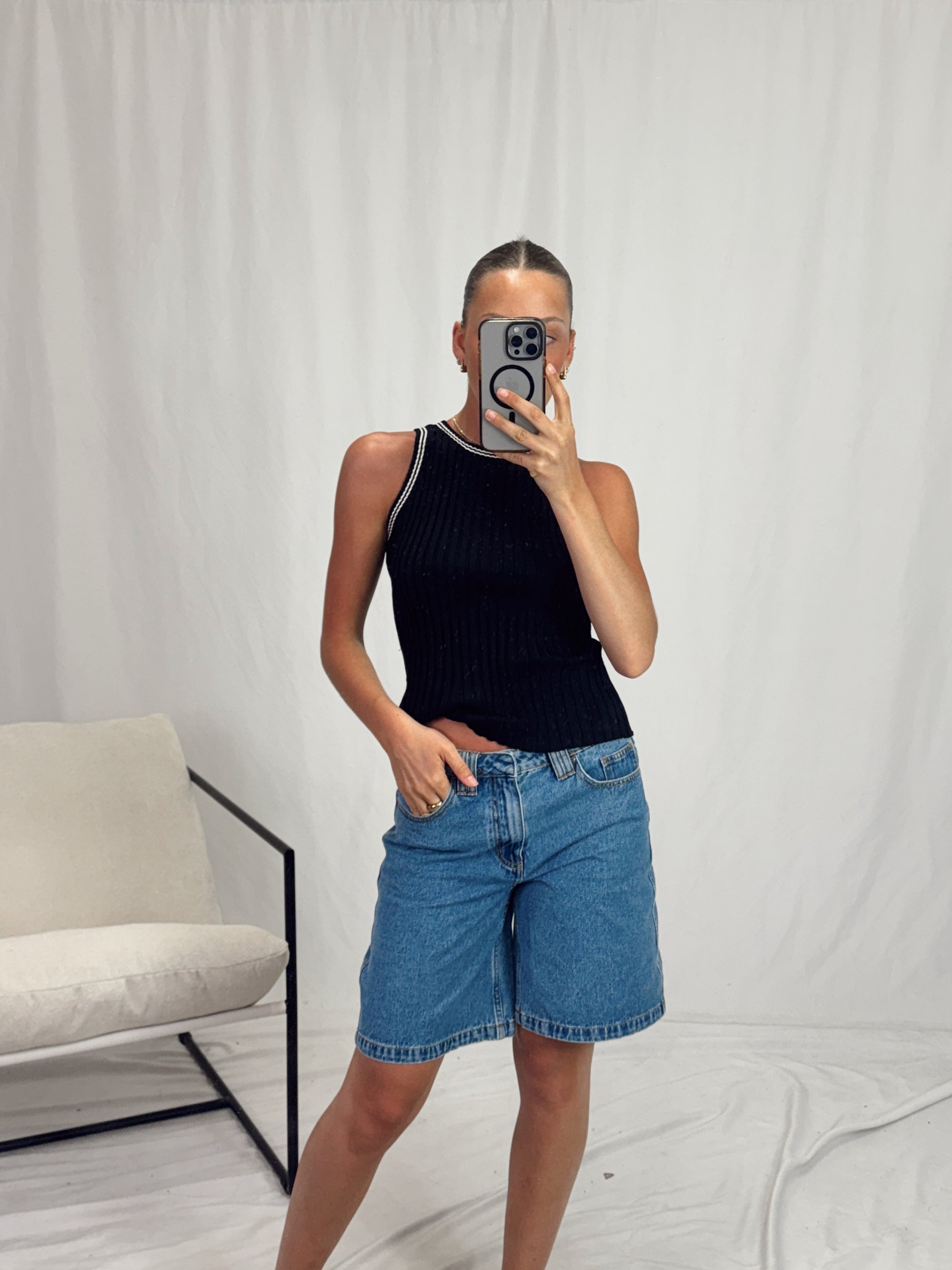 BECKY KNITTED TANK TOP.