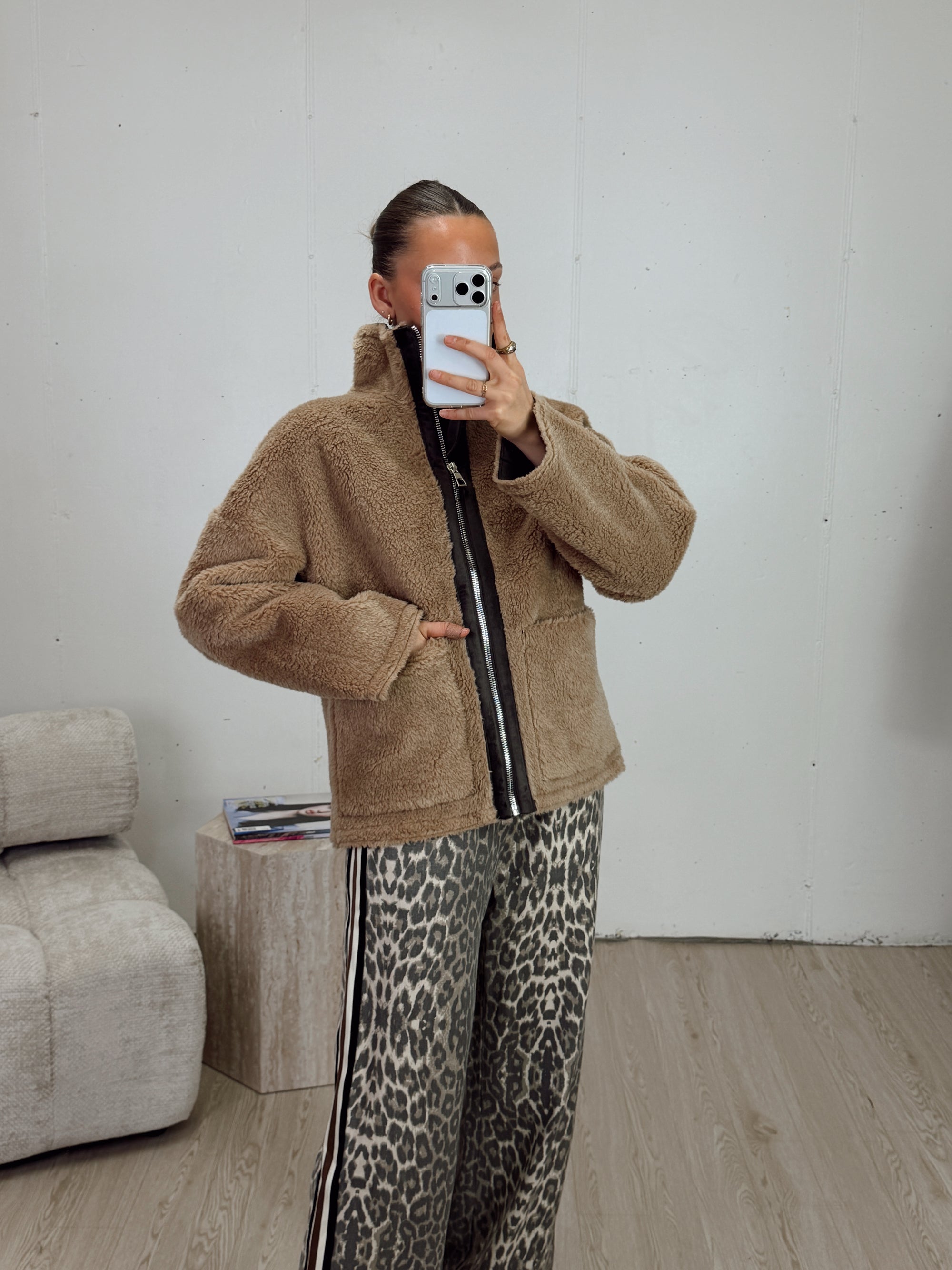 KATIE OVERSIZED SHERPA