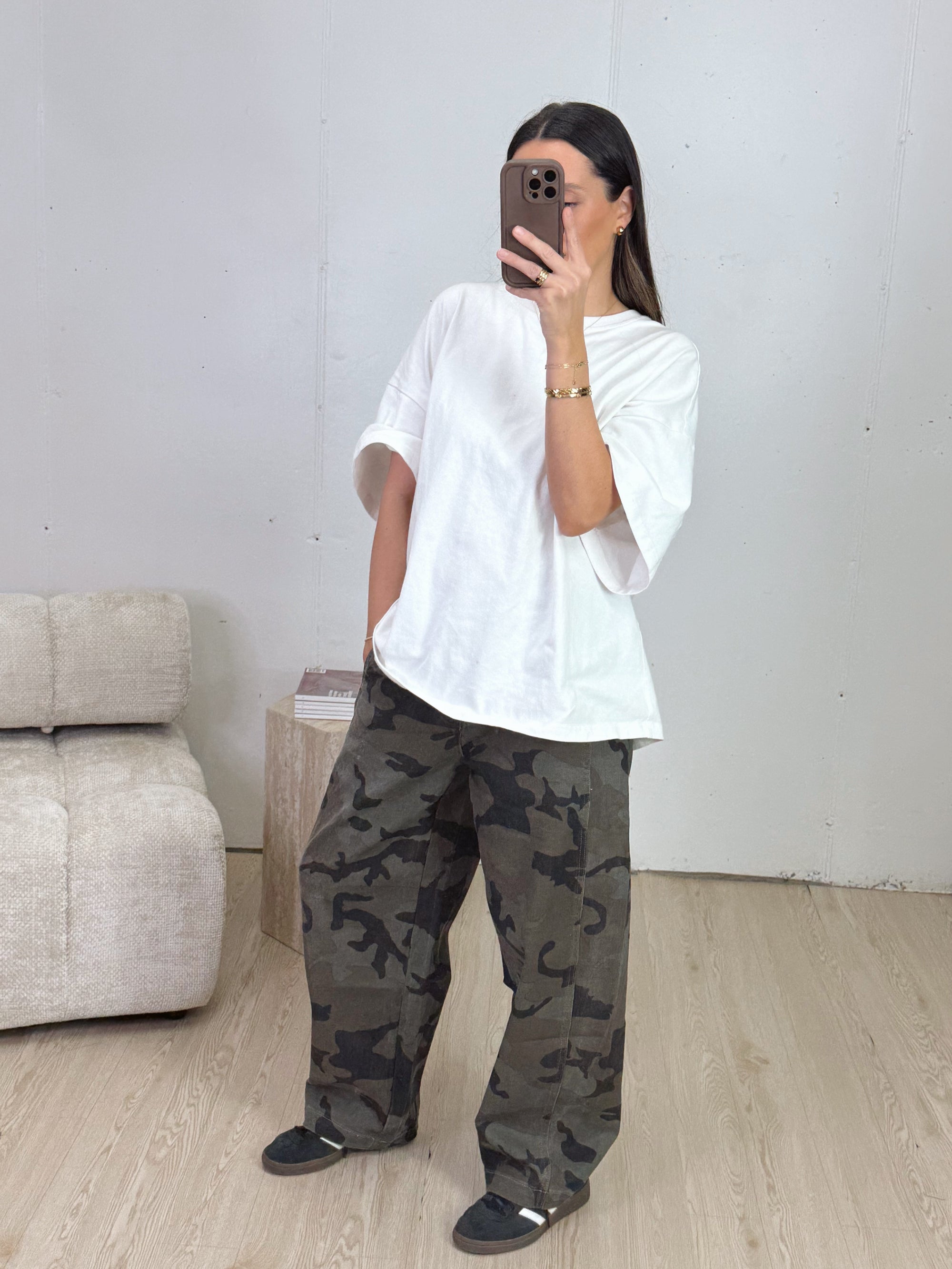 THE CAMO MOMENT JEANS