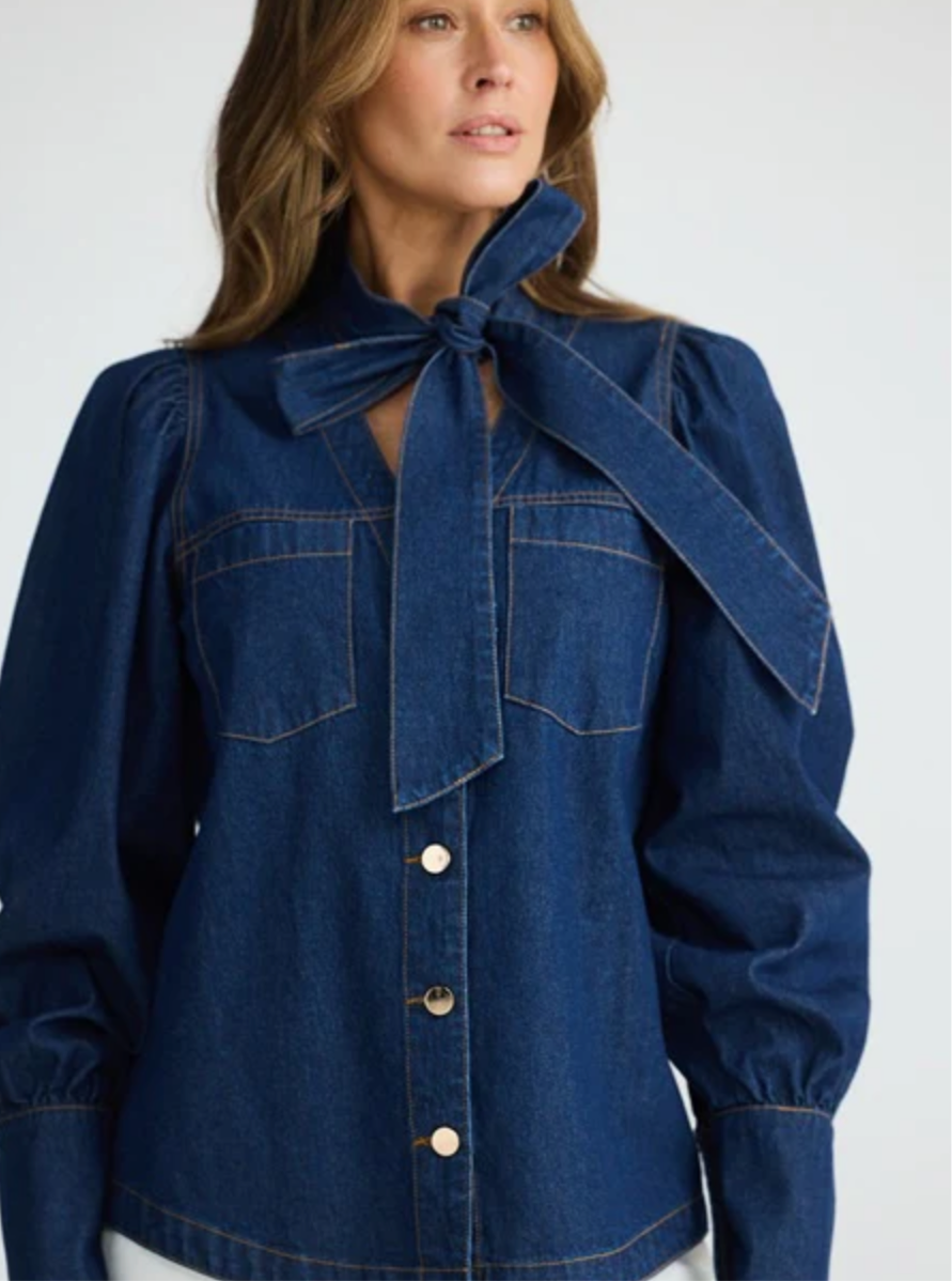 BRAVE AND TRUE DENIM BLOUSE