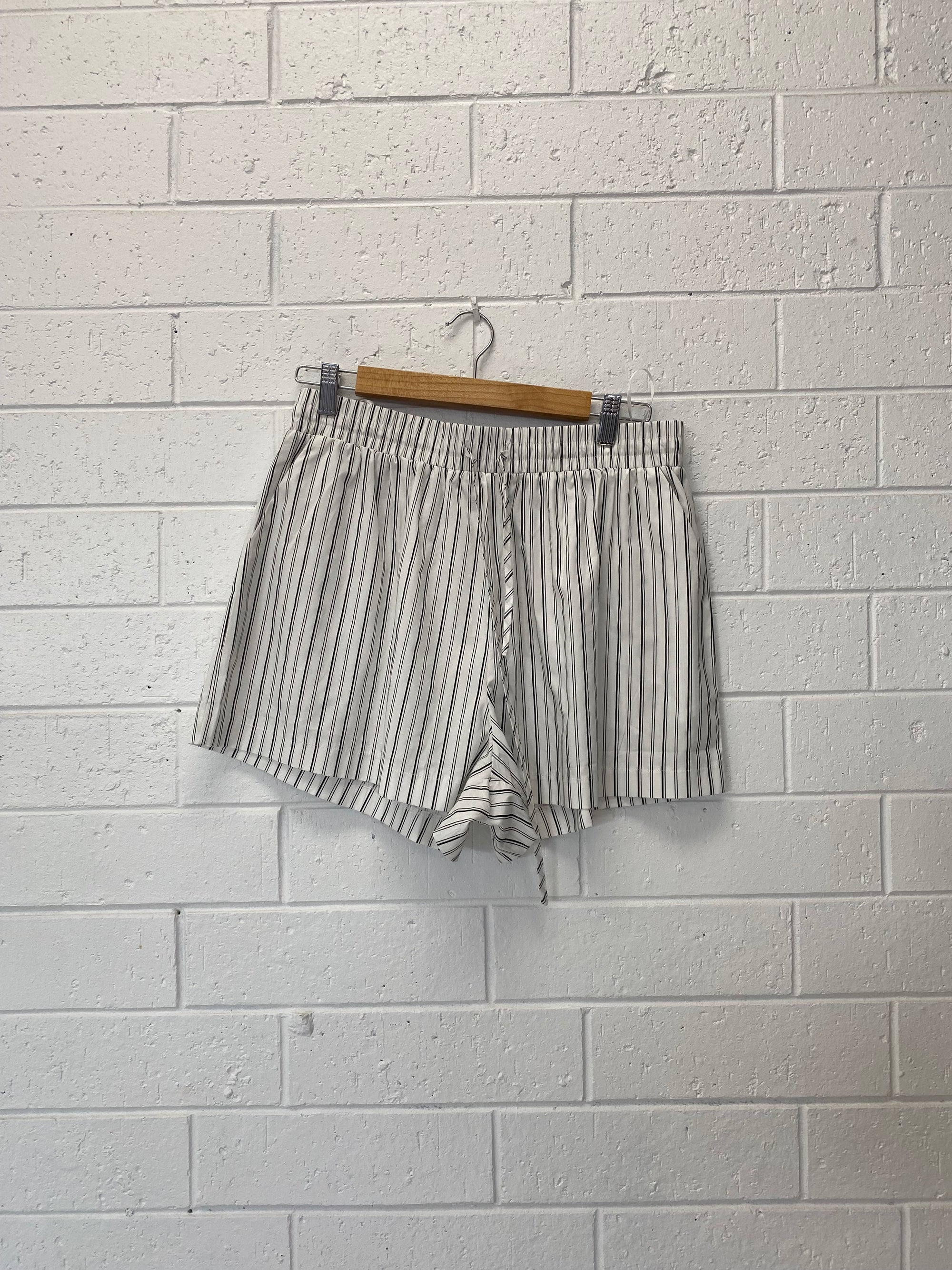 LILY SHORTS