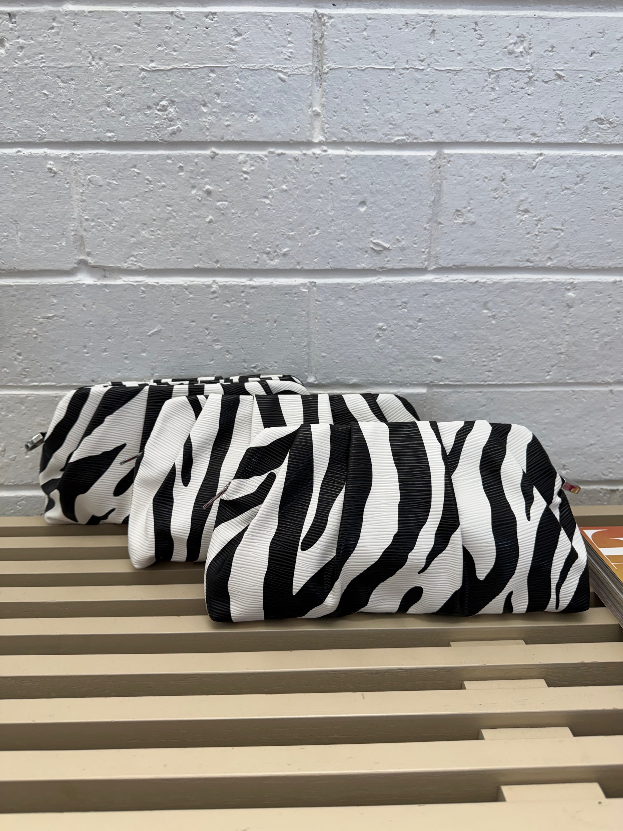 ZEBRA POUCH