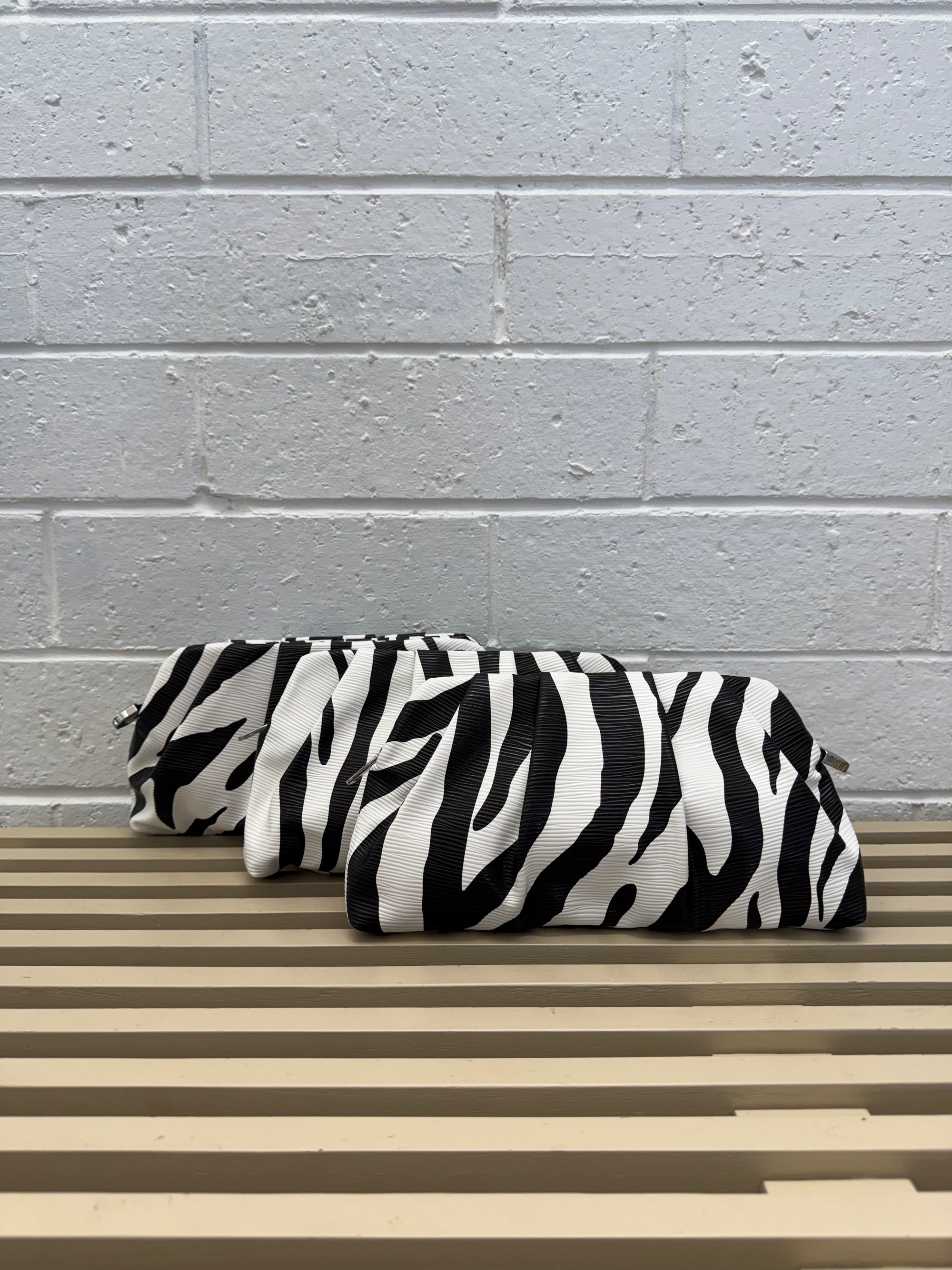 ZEBRA POUCH