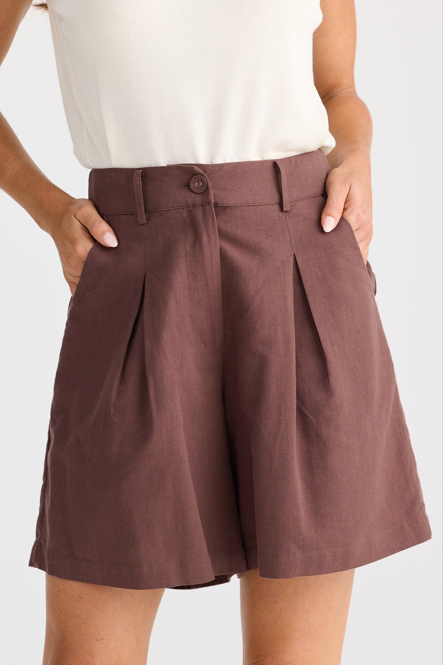 BRAVE AND TRUE EDEN SHORT