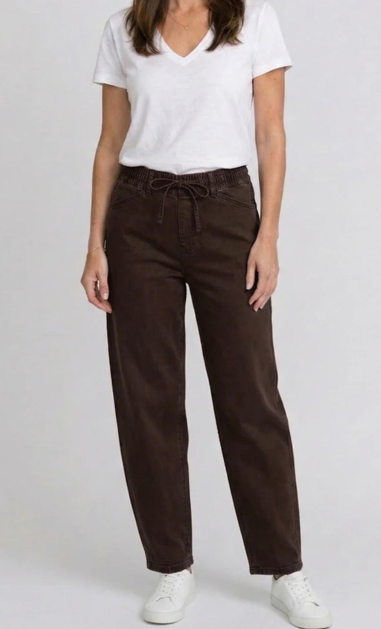 SARAH BARREL LEG JEAN