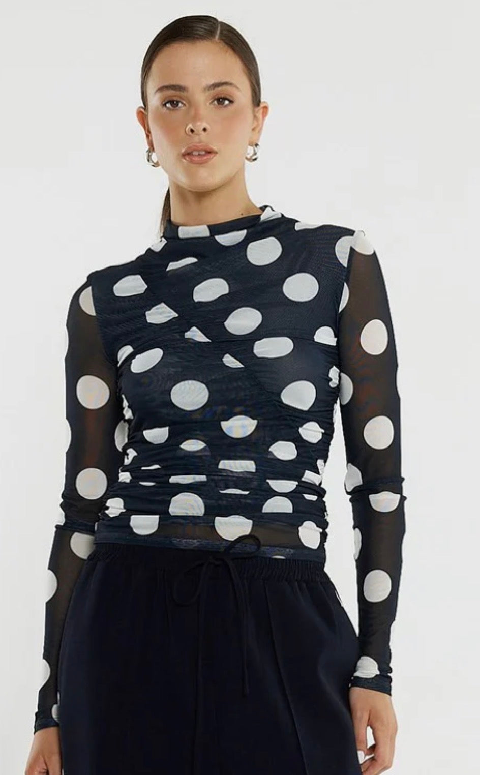 PAMMIE SEAMED MESH TOP