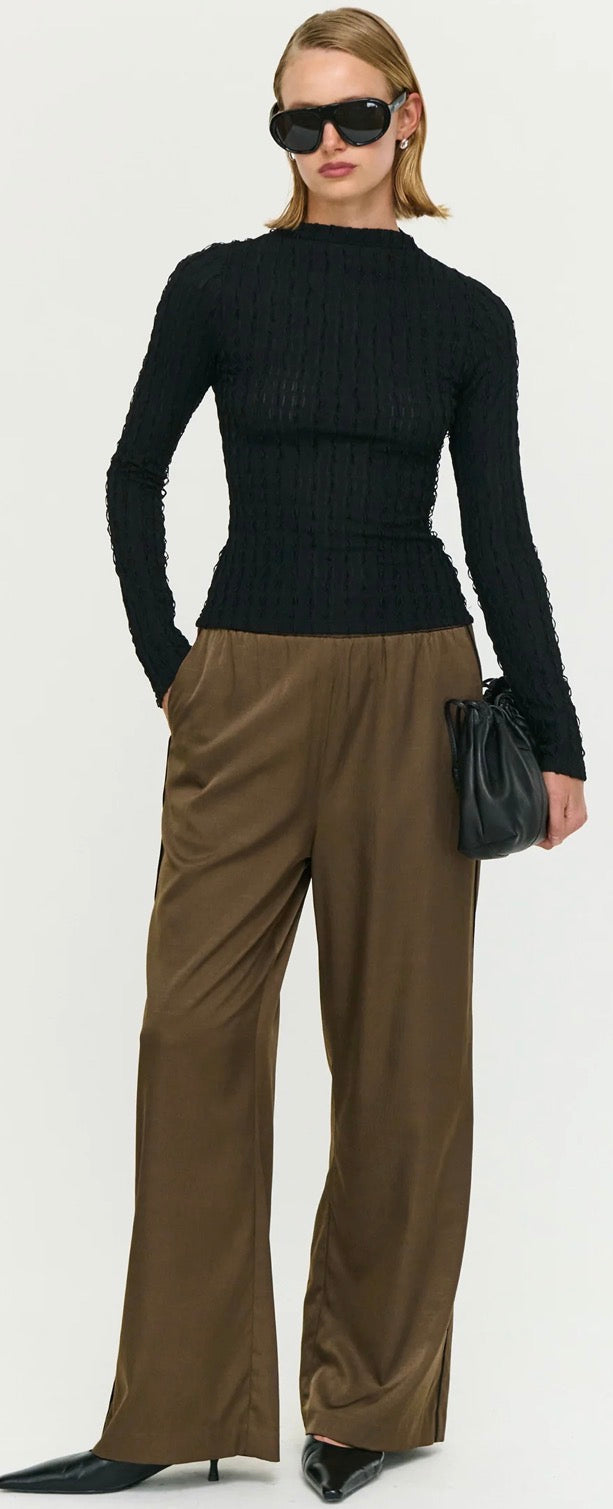 ESPRESSO CUT SILKY PANT