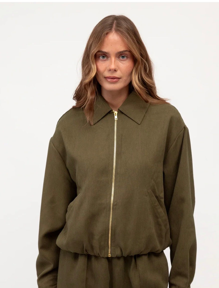 ELI BOMBER