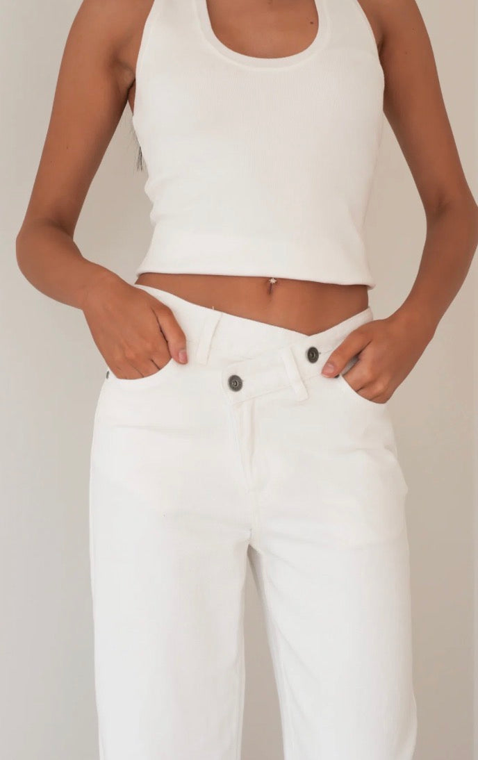 DARCY BAGGY WHITE JEAN