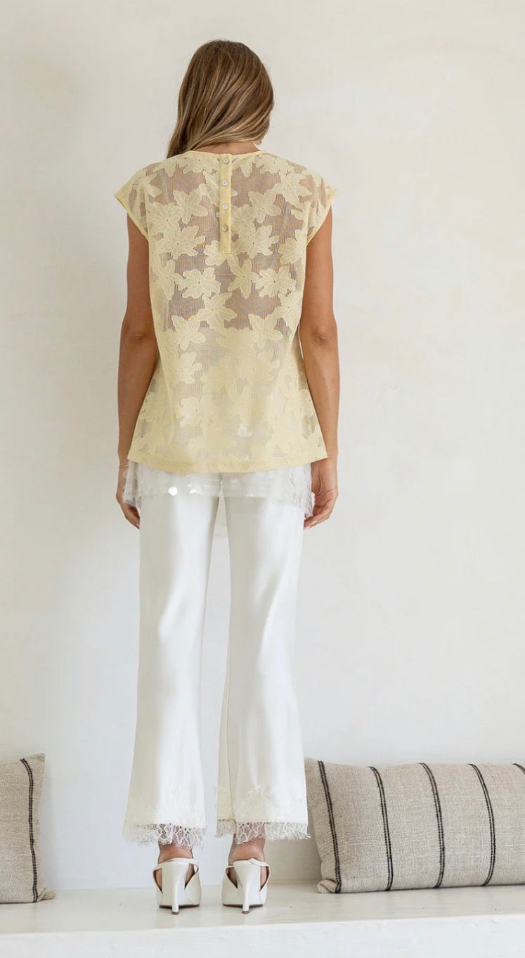 PEACH AND PARLA ANISSA LACE TOP