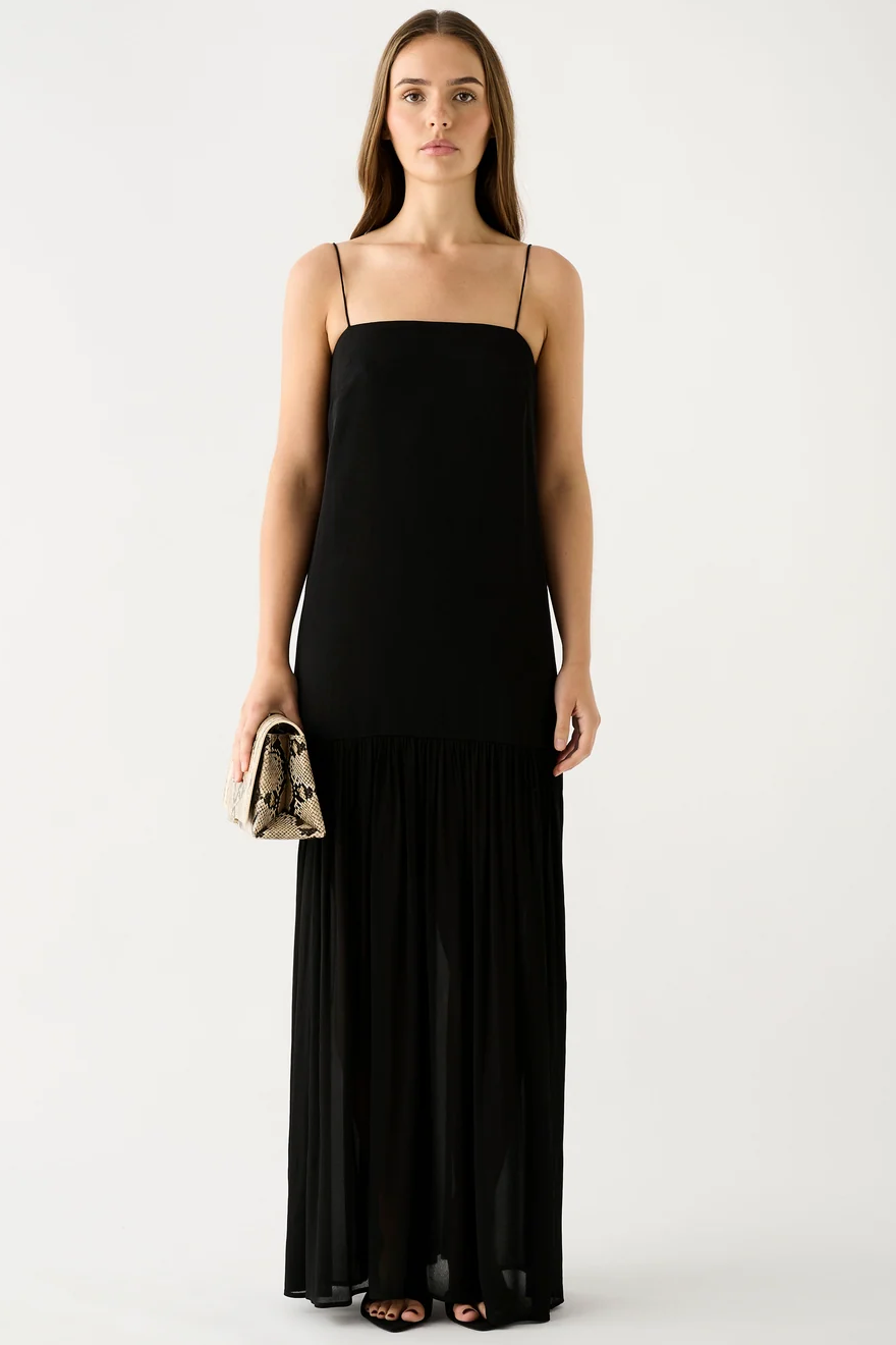 ESMAEE EFFORTLESS MAXI DRESS