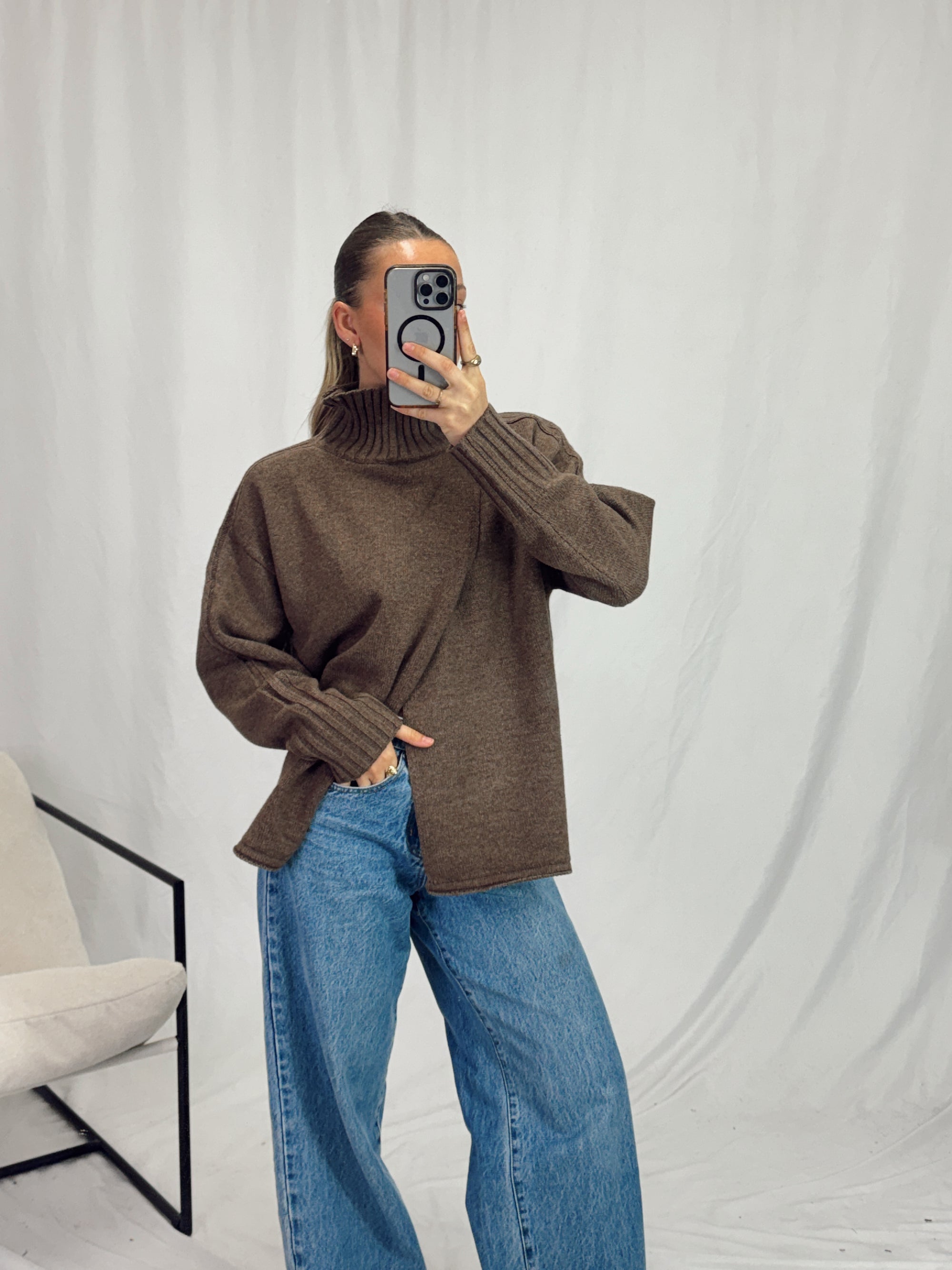 KAYLA KNIT