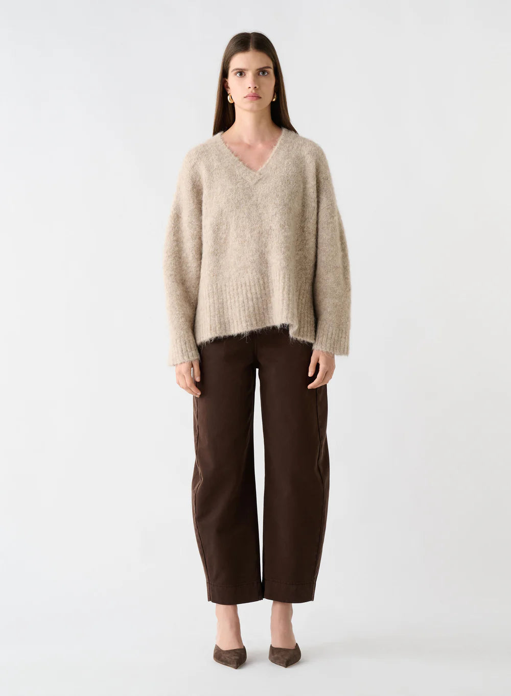 ESMAEE WHISPER V NECK SWEATER