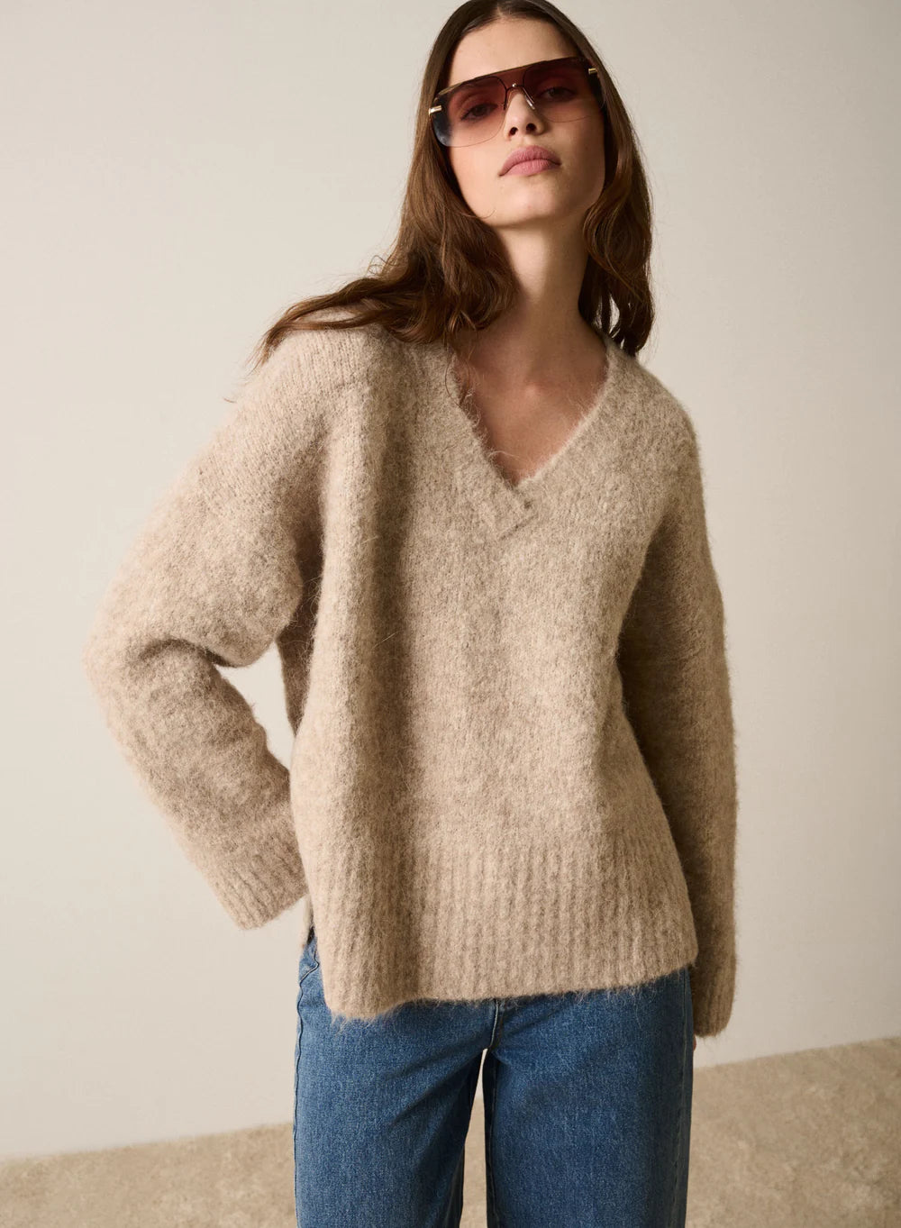 ESMAEE WHISPER V NECK SWEATER